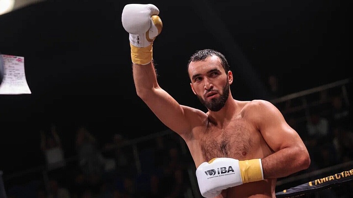 Гаджимагомедов стал трехкратным чемпионом мира