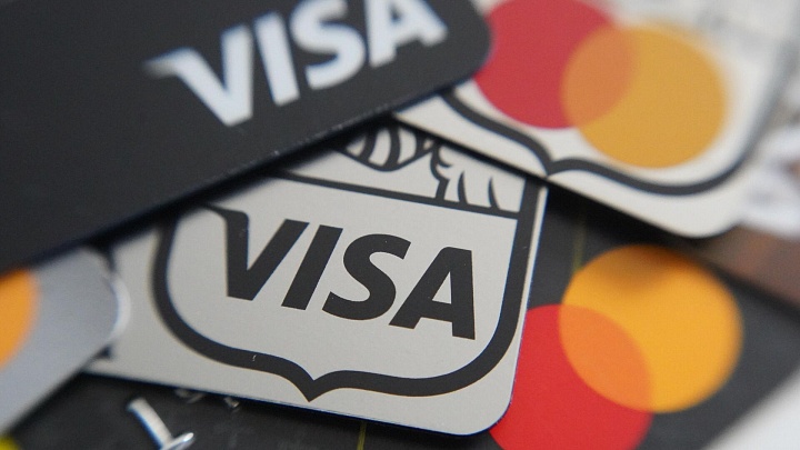 В НСПК рассказали о работе карт Visa и Mastercard в России