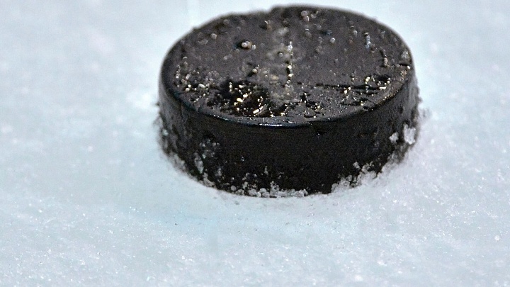 "Адмирал" обыграл "Сибирь" в матче КХЛ