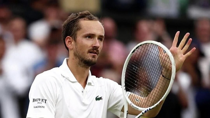 Даниил Медведев вышел в третий круг "Мастерса" в Майами