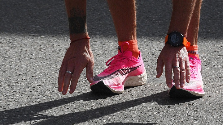 Более 50 человек попали в больницу во время забега в Гонконге