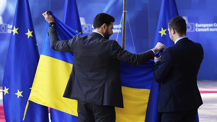 "Сезон окончен". Новое решение ЕС по Украине вызвало ярость в Киеве