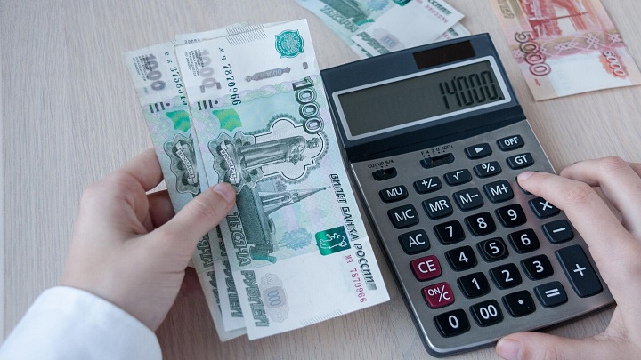 Доля рублевых вкладов в российских банках в 2025 году выросла